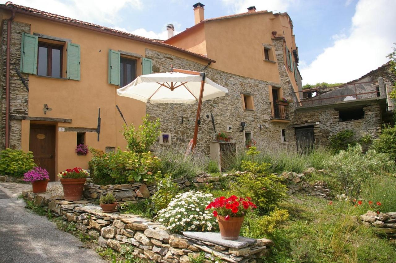 Willa Casa Vittorina Cesio Zewnętrze zdjęcie
